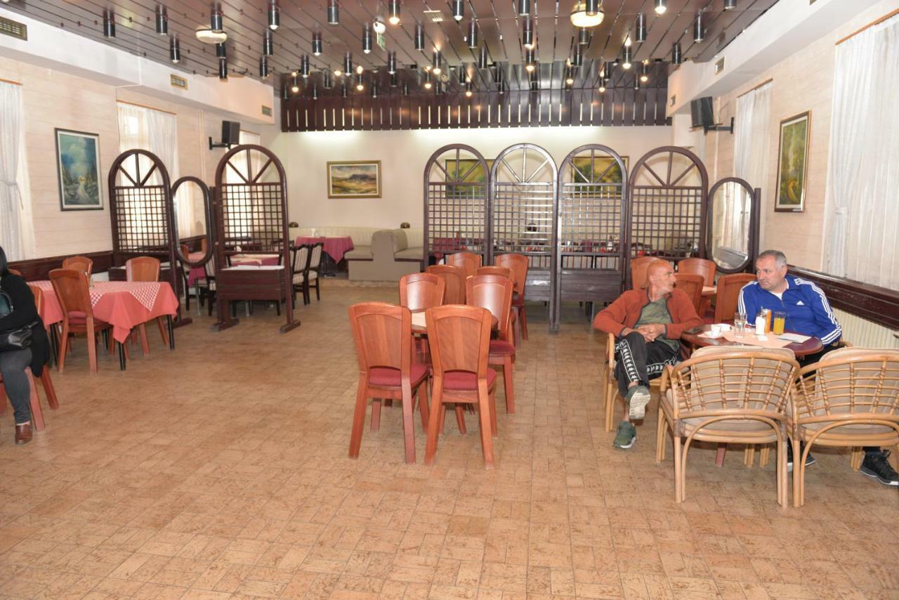 Hotel Dulovic Mojkovac Ngoại thất bức ảnh